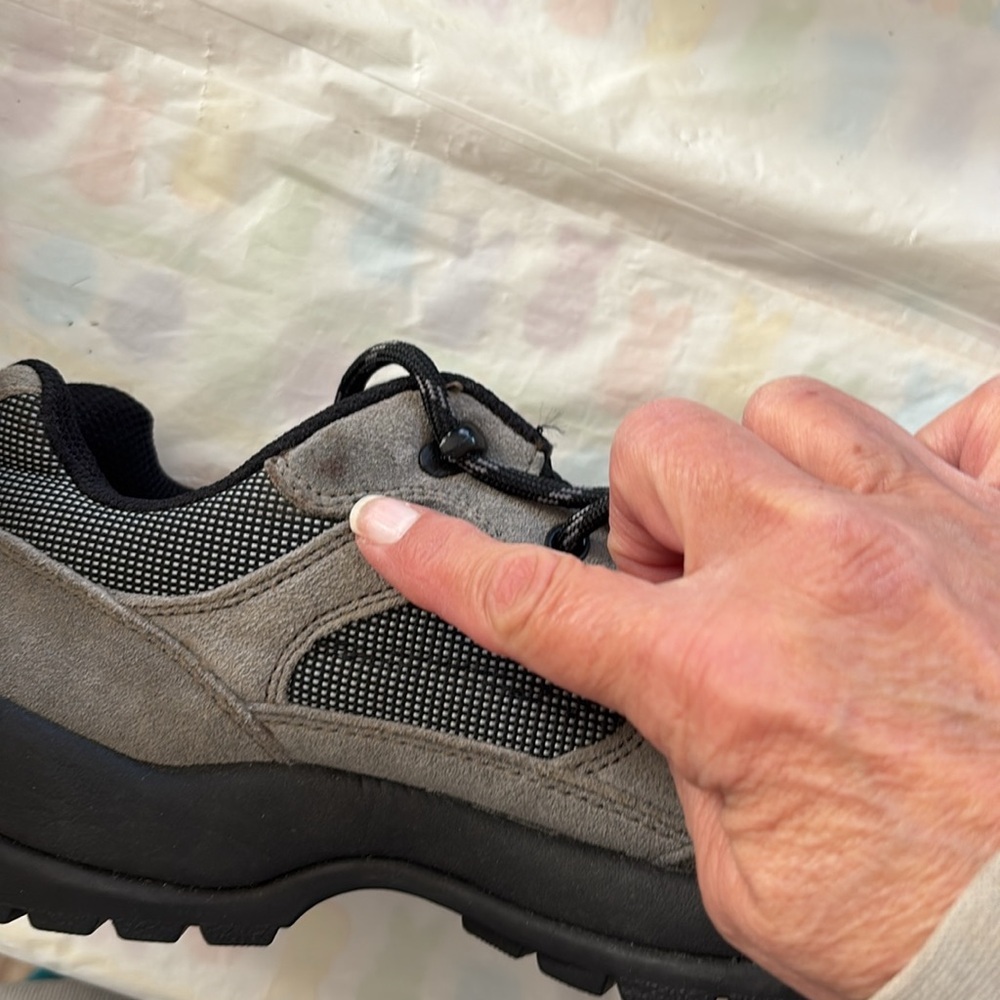 Land's End Black & Gray Trail Trekker Shoes SZ 7 Worn 1X Indoors - Picture 9 of 14